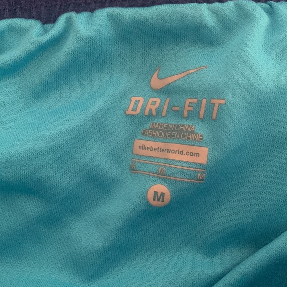 Nike Dri-Fit blue shorts - Picture 3 of 3